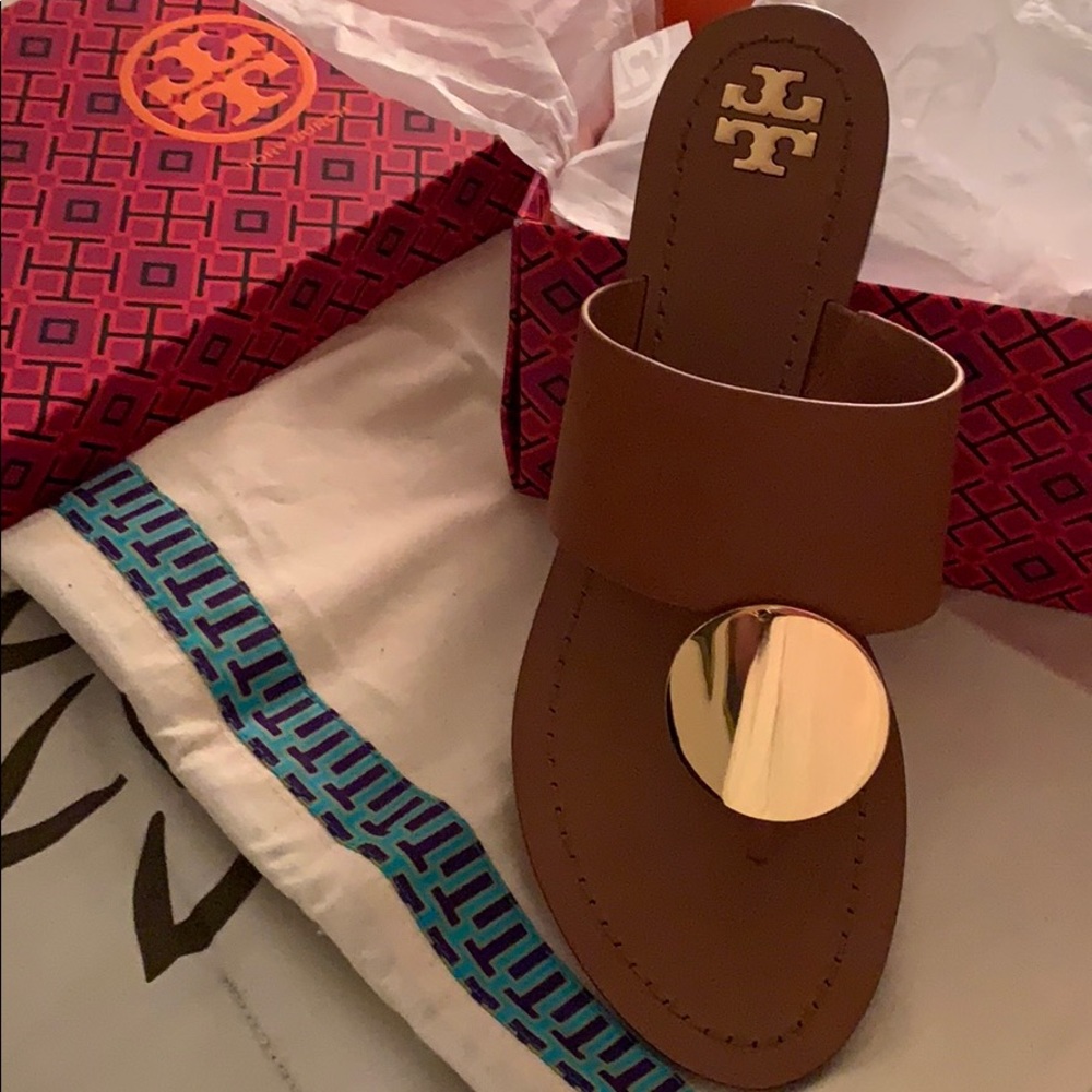 Tory Burch NBW Patos disk sandal in tan/ gold